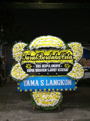 Papan Bunga Duka di Unyur